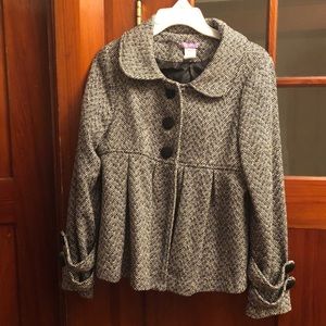 feminine black and white tweeded jacket